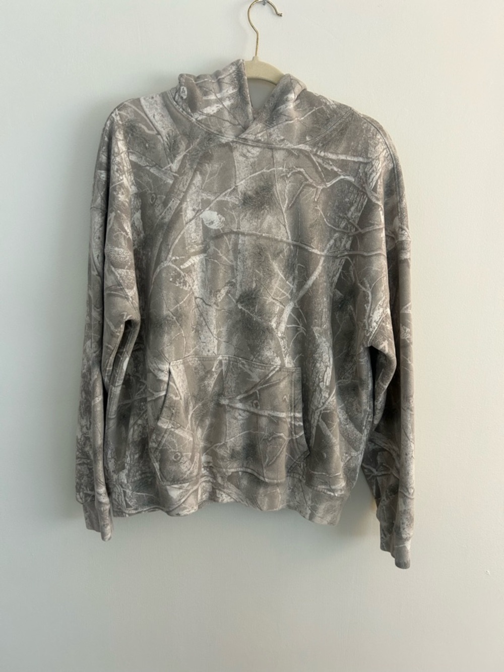 Abercrombie essentials camo hoodie